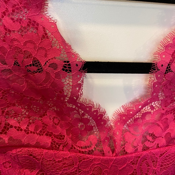 BCBG Maxazria devon begonia lace cocktail dress Sz4 - Picture 3 of 9